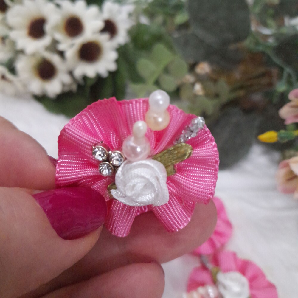 Kit  3 Flores de Fita Rosa com Miolo Delicado
