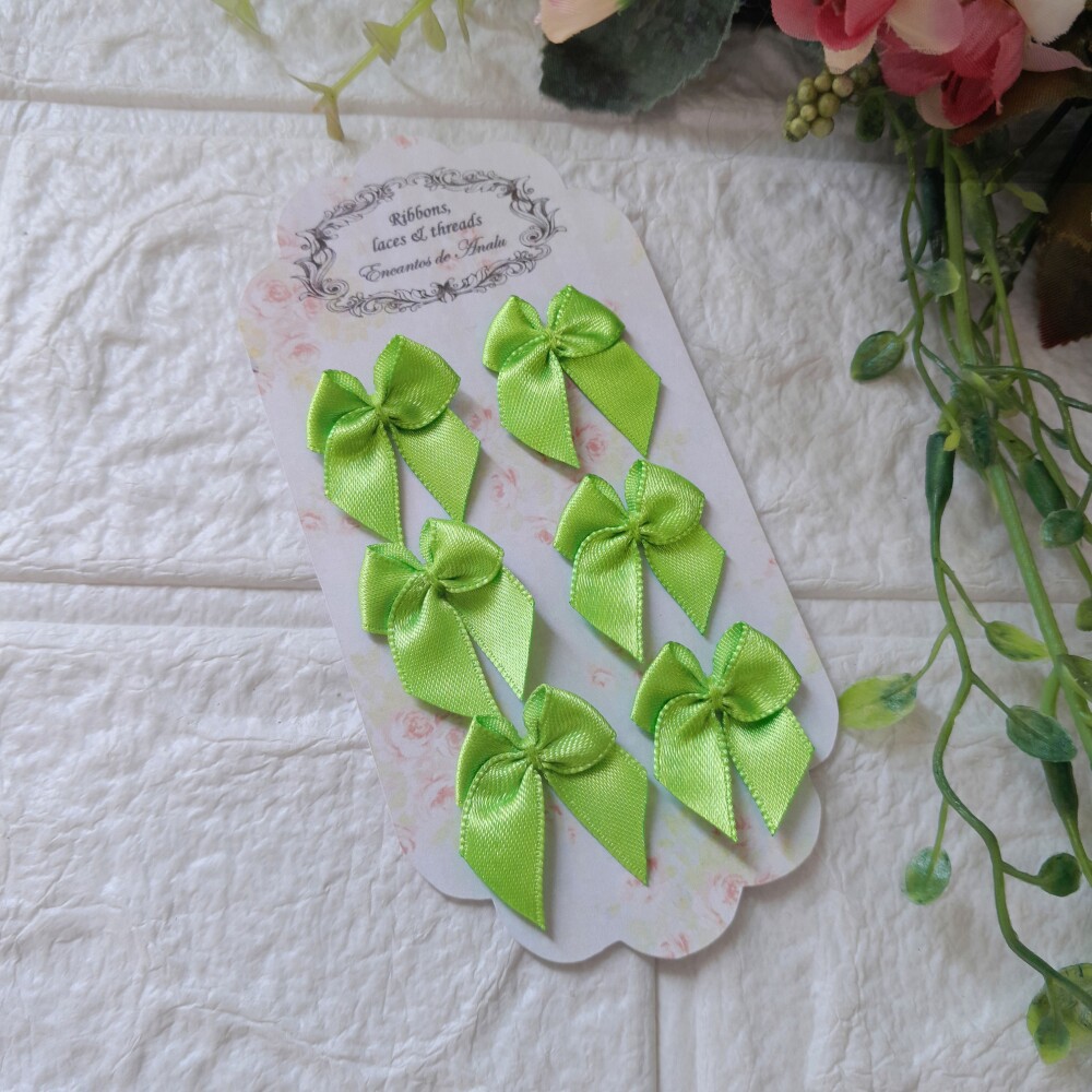 Laço Decorativo de Cetim Verde Limão - Cartela com 6 unidades