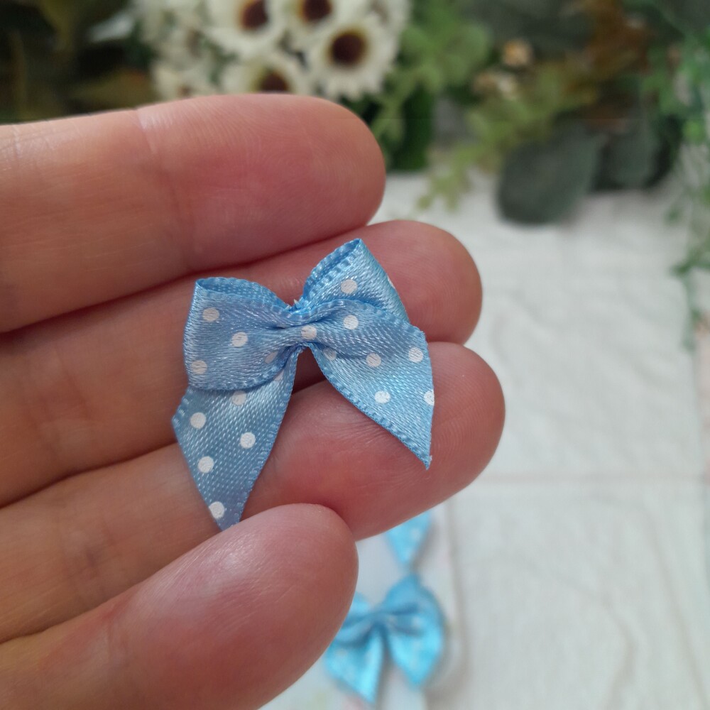 Laço Decorativo Azul com Poa Branco - Cartela com 6 unidades
