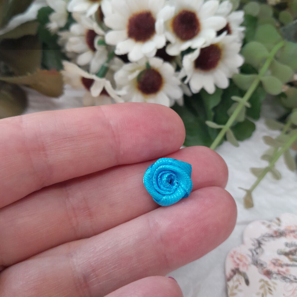 Florzinha Decorativa Rococo Azul Turquesa para Artesanato