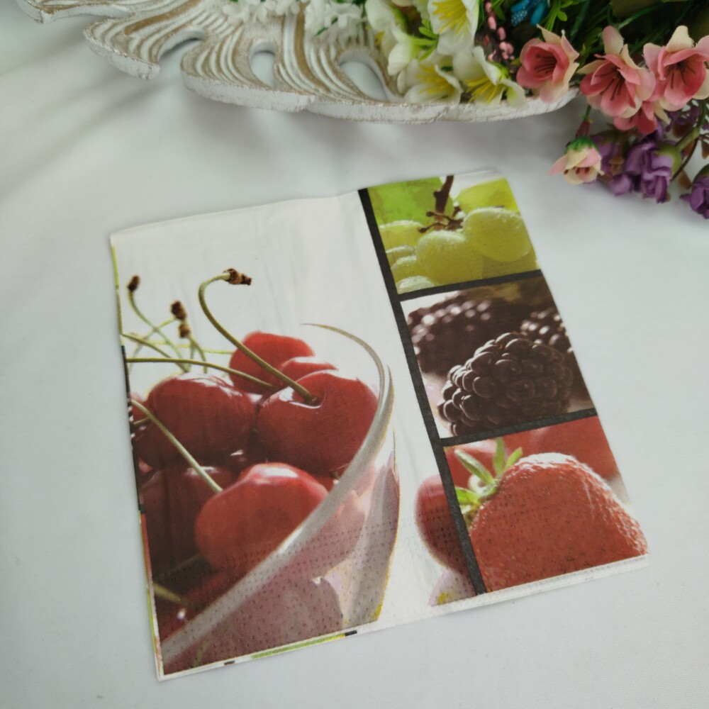 6 Guardanapos para Decupagem Cerejas e Frutas Vermelhas