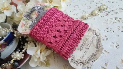 Kit De Aviamentos Coordenados Pink: Sianinha, Passamanaria e Ponto Curva