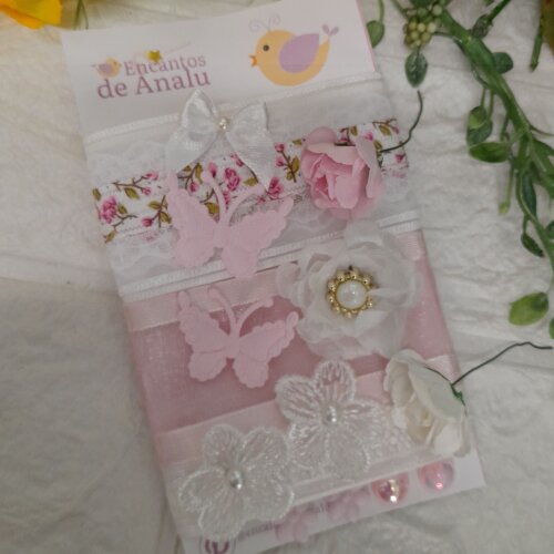 Kit de Fitas e Enfeites Coordenados Rosa Bebe e Branco para Artes e Scrap