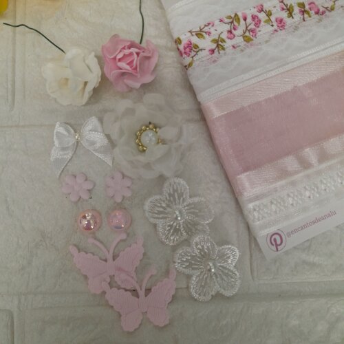 Kit de Fitas e Enfeites Coordenados Rosa Bebe e Branco para Artes