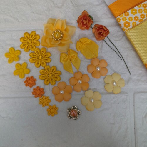 Kit de Fitas e Enfeites Coordenados Tons Laranja e Amarela