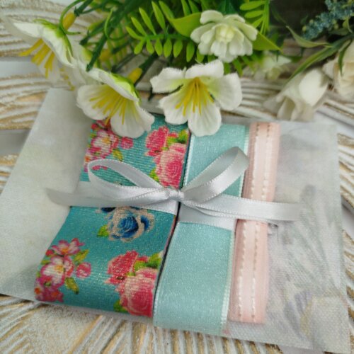 Kit de Fitas Tiffany Floral — Lurex Estampado, Voil com Brilho e Pesponto