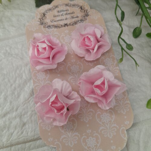 Aplique 4 Flores em papel cor rosa para artesanato e scrapbook