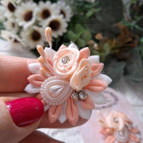 Flor Decorativa Coral e Branco para Artesanato
