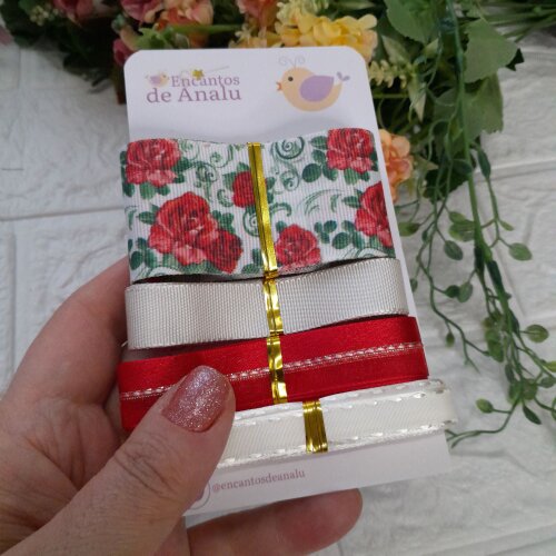 Kit de Fitas Coordenadas em Tons de Vermelho e Bege