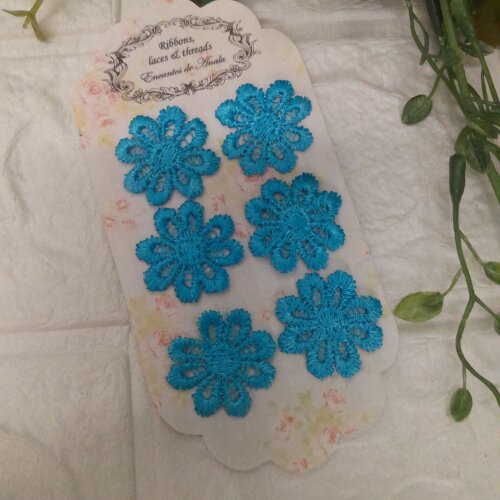 Florzinha Guipure Azul Turquesa para Artesanato, Customização e Scrap