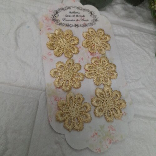 Florzinhas Bordadas Bege Forte para  Artesanato e Customização