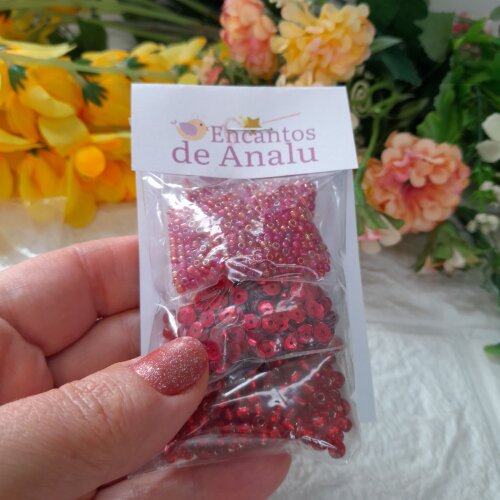 Mix Miçangas e Lantejoulas Vermelhas - 3 modelos - 35 gramas total