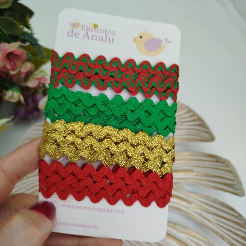 Kit de Sianinhas em Cores Coordenadas em Vermelho, Verde e Dourado - Artesanato Natalino