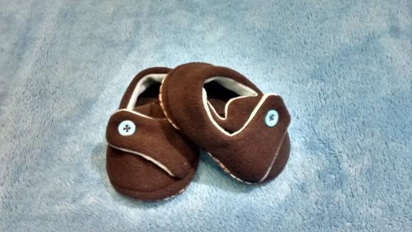 Pantufa para meninos 0 a 2 anos - tecido