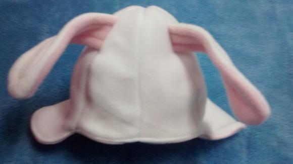 Touca infantil tapa orelhas coelhinho