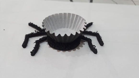 Forminha Brigadeiro Aranha Peluda 22 Unidades