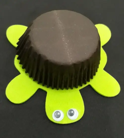 Forminha para doces e brigadeiros TARTARUGA 20 unidades