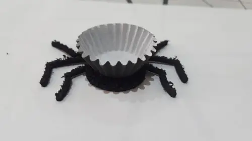 Forminha Brigadeiro Aranha Peluda 22 Unidades