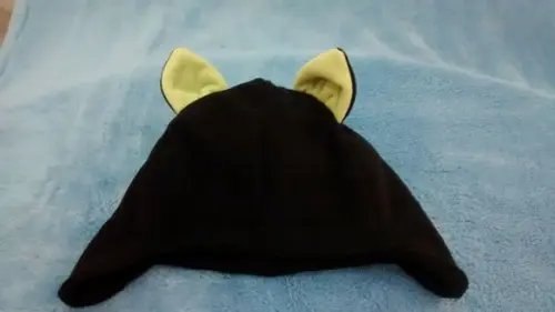 Touca infantil com tapa orelhas CAT NOIR