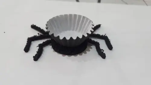 Forminha Brigadeiro Aranha Peluda 22 Unidades