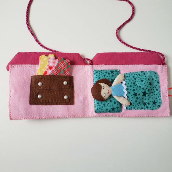 Bolsa Casinha de Boneca com 3 Trocas de Roupas