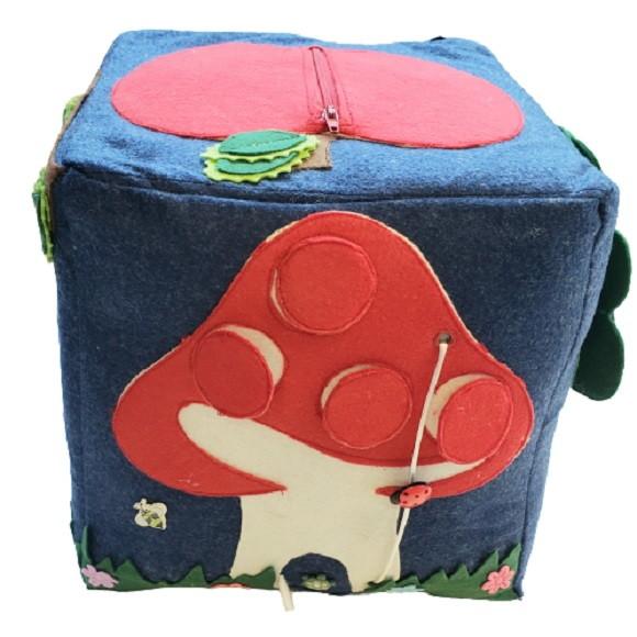 Cubo Sensorial Floresta com 5 Atividades em Feltro
