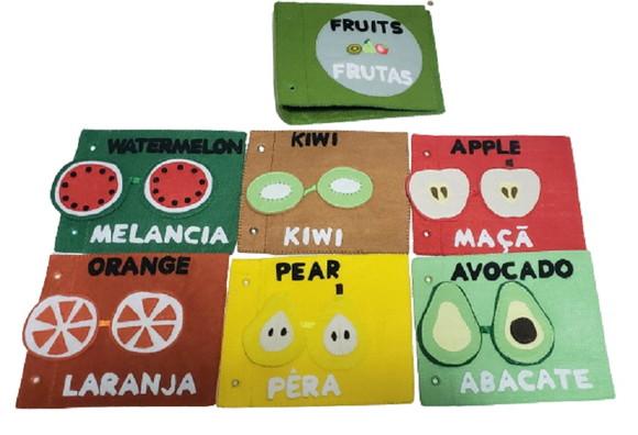 Livro Sensorial Frutas em Inglês e Português Feltro