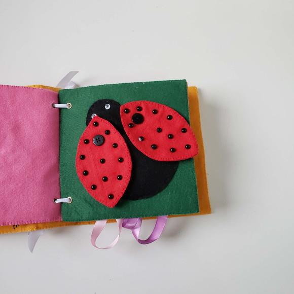 Livro Sensorial Quiet Book Corujinha em Feltro