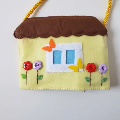 Bolsa Casinha de Boneca com 3 Trocas de Roupas