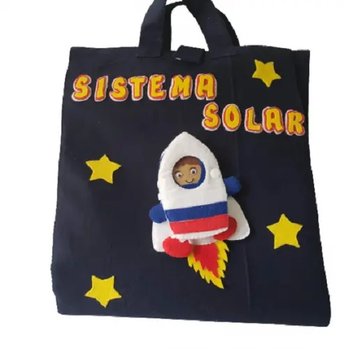 Maletinha Sistema Solar em Feltro com Alinhavo