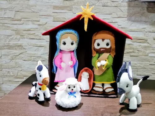 Presépio de Natal Compacto em Feltro