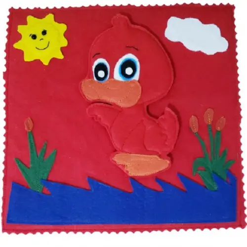 Sacolinha de Brincar Patinho Colorido em Feltro