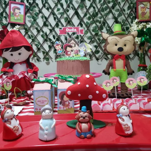 Turma da Chapeuzinho Vermelho em Feltro