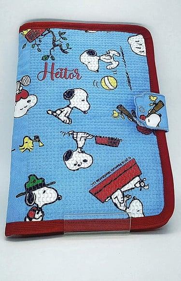 Capa caderneta de vacinação - Snoopy