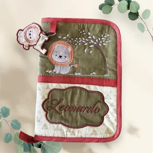 Capa Caderneta de Vacinação - Safari Leãozinho