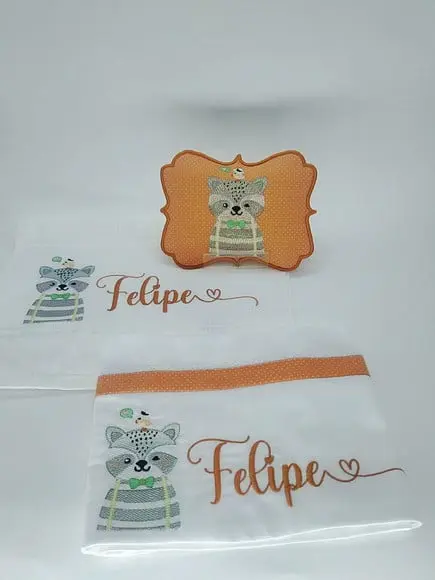 Trio Toalha boca + Fralda de boca + bolsinha térm - Guaxinim