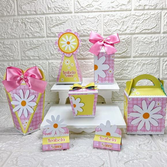 Kit 30 Peças Lembrancinhas Personalizadas Margaridas Rosa