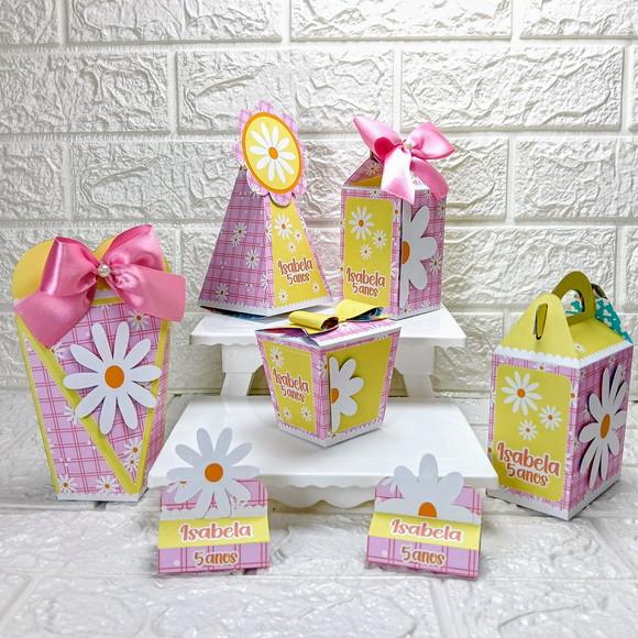 Kit 46 Peças Lembrancinhas Personalizadas Margaridas Rosa