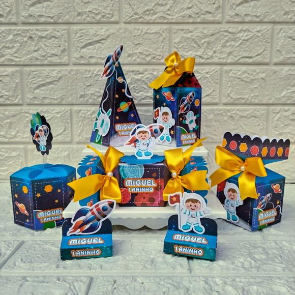 Kit: 45 Peças Lembrancinhas Personalizadas Astronauta