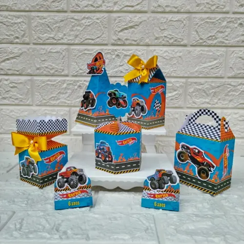 Kit 45 Peças Lembrancinhas Hotwheels Monster Trucks