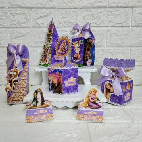 Kit 45 Peças Lembrancinhas Personalizadas Enrolados Rapunzel