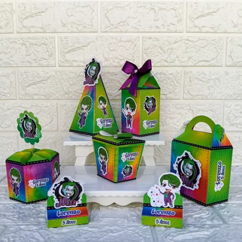 Kit 46 Peças Lembrancinhas Personalizadas Coringa