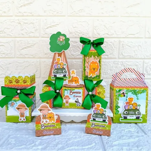 Kit: 110 Peças Lembrancinhas Personalizadas Safari Menino