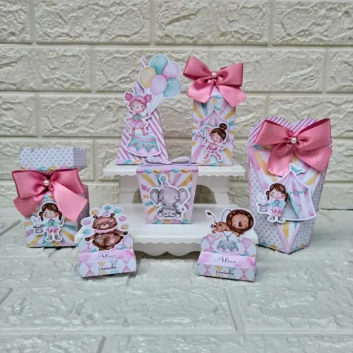 Kit: 75 Peças Lembrancinhas Circo Rosa Aquarelado