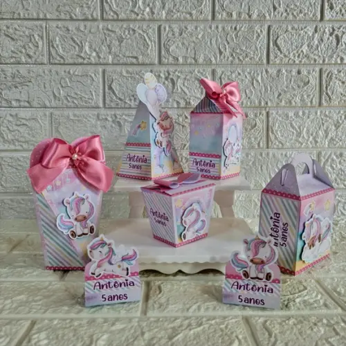Kit: 75 Peças Lembrancinhas Personalizadas Unicornio
