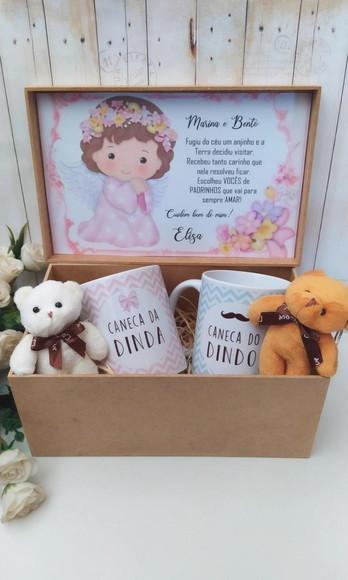 Caixa Convite Rústico Padrinhos Batism com Caneca e Ursinho