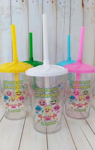 Copo Twister com Canudo Baby Shark