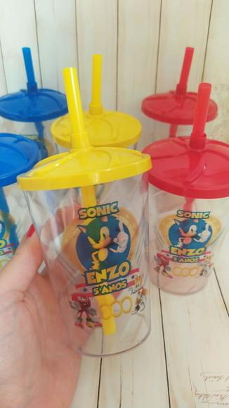 Copo Twister com Canudo Sonic