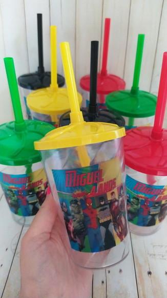 Copo Twister com Canudo Super Heróis Vingadores