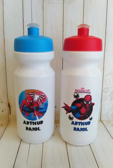 Kit Escolar Toalhinha + Garrafa Squeeze Homem Aranha